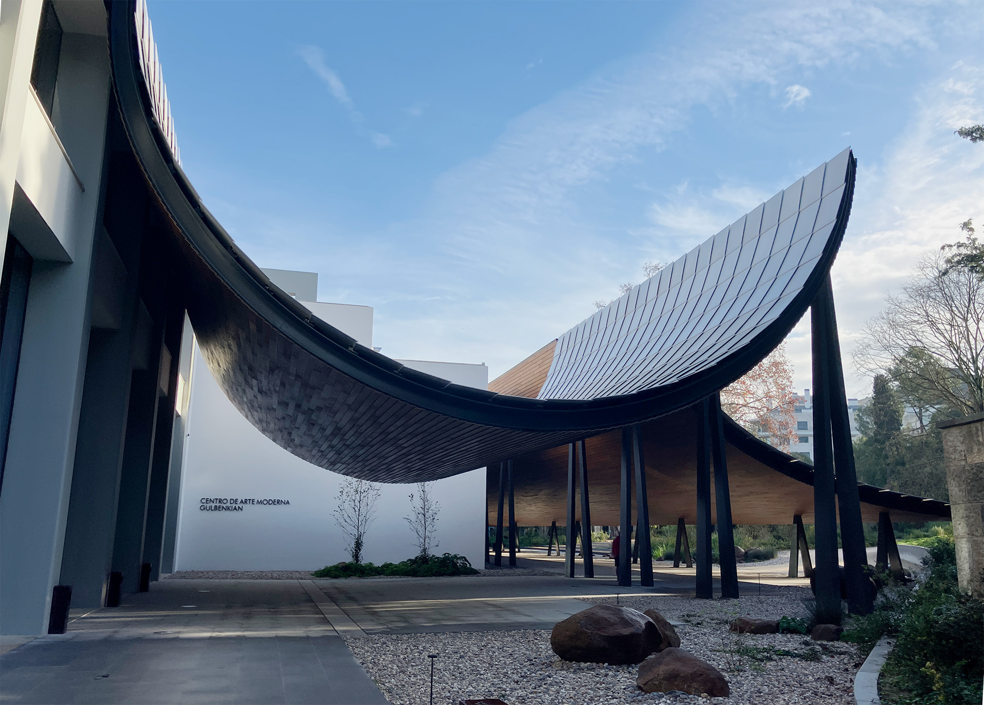Exterior of the museum featuring a traditional <i>engawa</i> (veranda-like space)