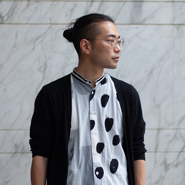 Portrait photo of Arai Yasuhiro