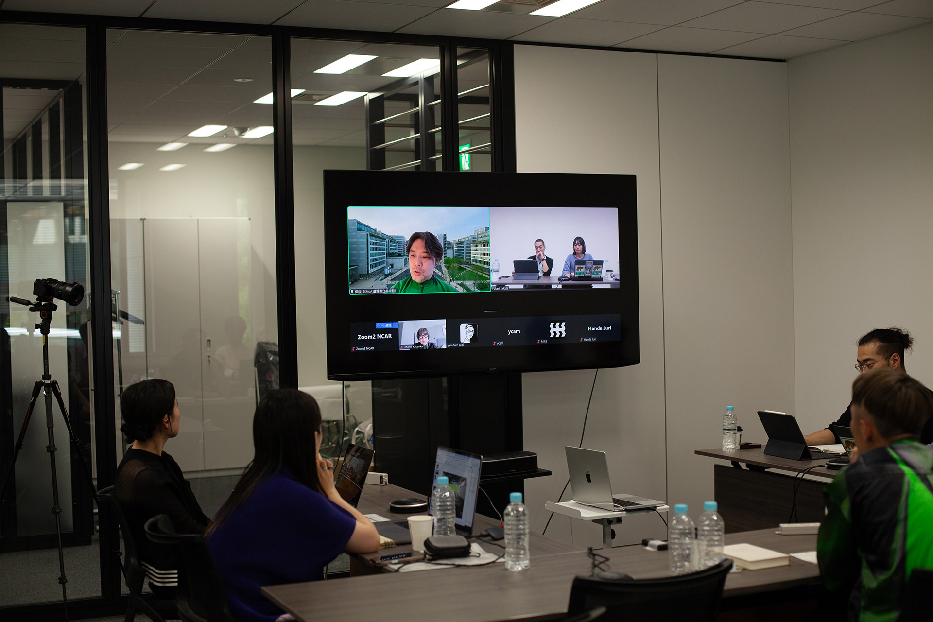 Hosaka giving advice through a Zoom screen