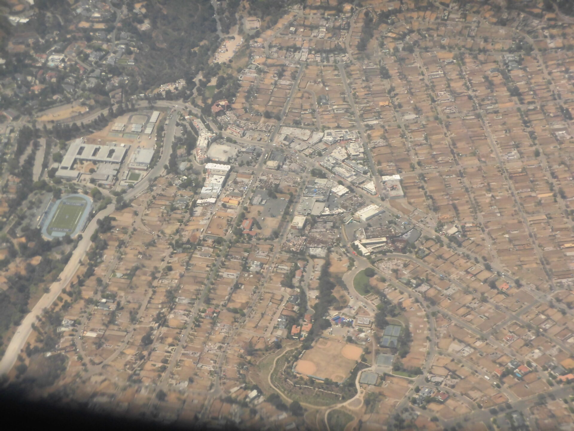 MES ロサンゼルス滞在記 「6月の現状」